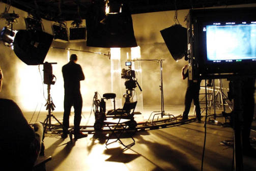 光线应用在企业宣传片拍摄中如何运用？